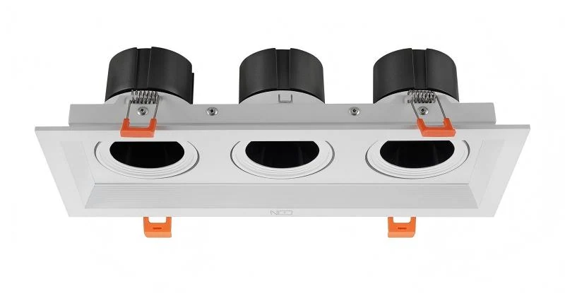 Mombasa Three Heads/Trim (Black reflector）